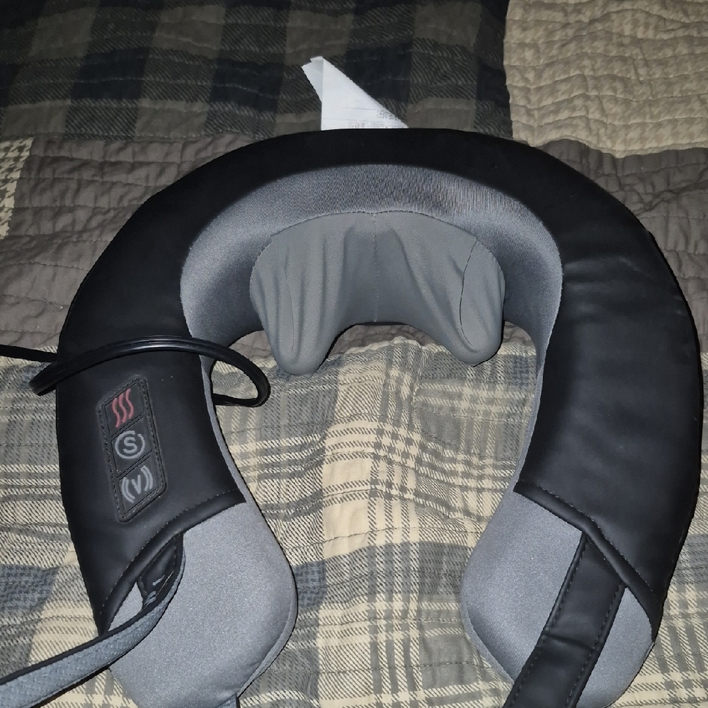Homemedocs Black and Gray Neck Massager With Heat